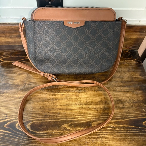 Nine West Brown Crossbody‎ Purse - Picture 1 of 10